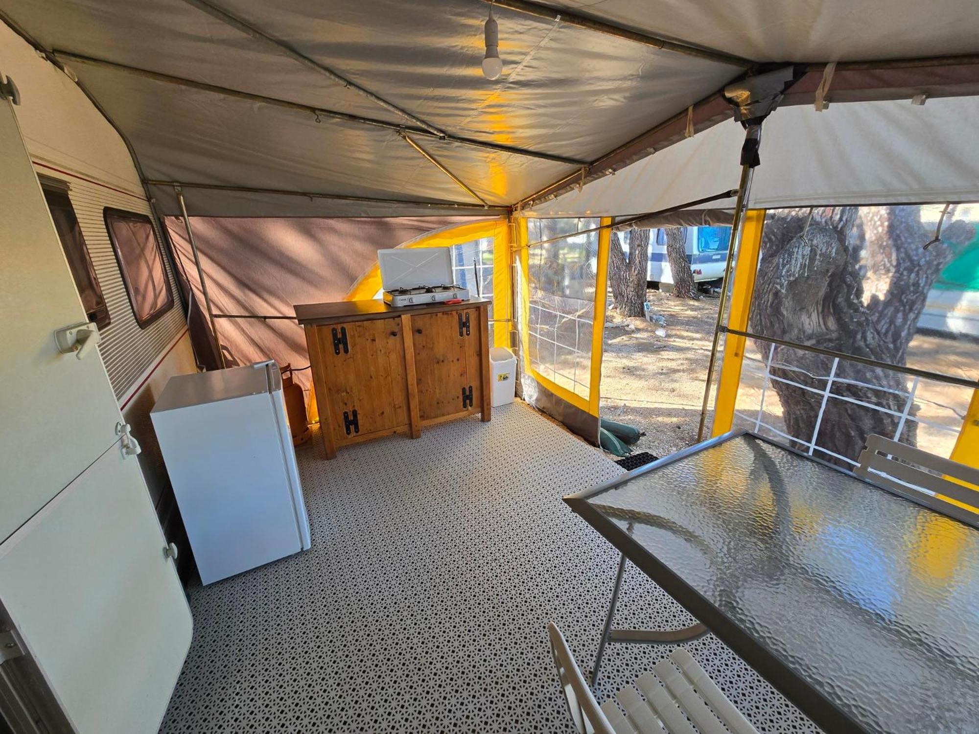 Caravan Near The Sea 2 Углян Экстерьер фото